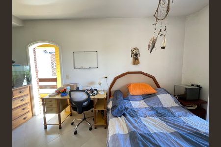 Casa à venda com 650m², 5 quartos e 6 vagas Casa à venda com 650m², 5 quartos e 6 vagasQuarto 3