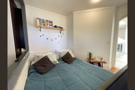 Casa à venda com 650m², 5 quartos e 6 vagas Casa à venda com 650m², 5 quartos e 6 vagasQuarto 4