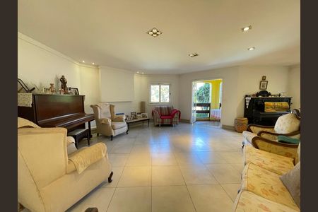 Sala de casa à venda com 5 quartos, 650m² em Parque dos Principes, São Paulo