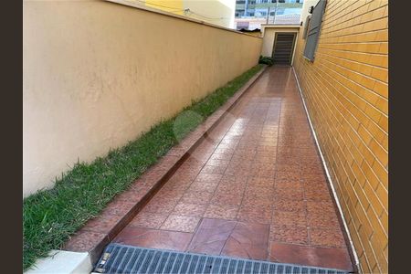 Casa à venda com 3 quartos, 205m² em Vila Moinho Velho, São Paulo
