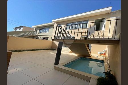 Casa à venda com 3 quartos, 205m² em Vila Moinho Velho, São Paulo