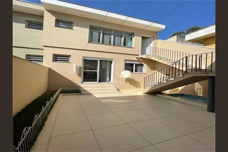 Casa à venda com 3 quartos, 205m² em Vila Moinho Velho, São Paulo