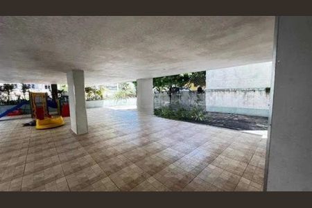 Apartamento à venda com 90m², 2 quartos e 1 vaga