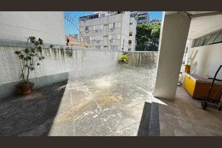 Apartamento à venda com 90m², 2 quartos e 1 vaga