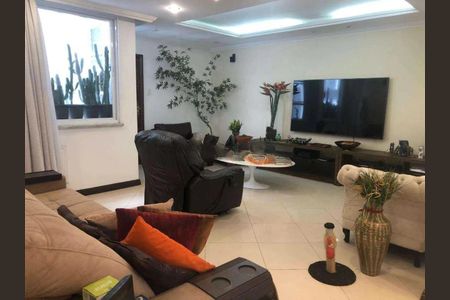 Apartamento à venda com 110m², 3 quartos e 1 vaga