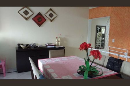 Casa à venda com 3 quartos, 125m² em Parque Jaçatuba, Santo André