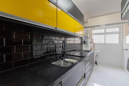 Apartamento para alugar com 71m², 2 quartos e 2 vagas Apartamento para alugar com 71m², 2 quartos e 2 vagasCozinha