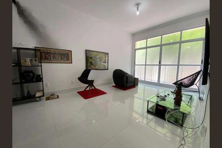 Apartamento à venda com 103m², 3 quartos e sem vaga
