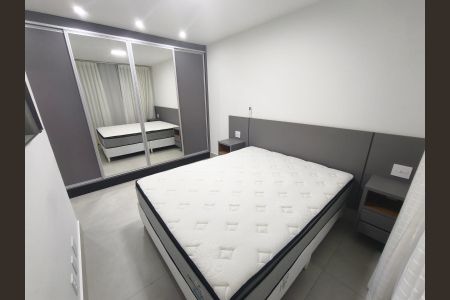 Studio à venda com 44m², 1 quarto e 1 vaga Studio à venda com 44m², 1 quarto e 1 vagaQuarto