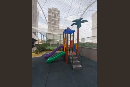 Studio à venda com 44m², 1 quarto e 1 vaga Studio à venda com 44m², 1 quarto e 1 vagaPlayground