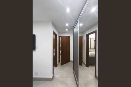 Studio à venda com 44m², 1 quarto e 1 vaga Studio à venda com 44m², 1 quarto e 1 vagaQuarto