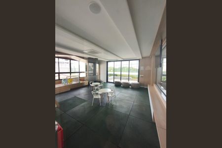 Studio à venda com 44m², 1 quarto e 1 vaga Studio à venda com 44m², 1 quarto e 1 vagaPlayground