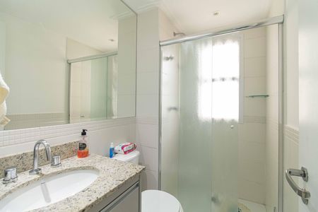 Apartamento à venda com 129m², 4 quartos e 2 vagasBanheiro