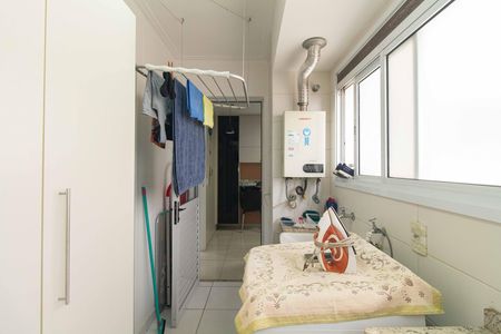 Apartamento à venda com 129m², 4 quartos e 2 vagasÁrea de Serviço