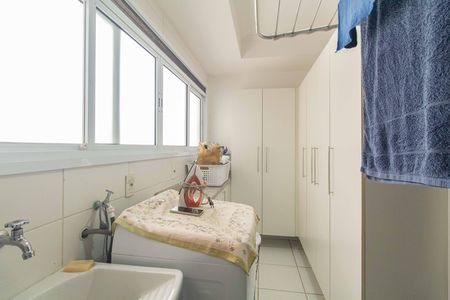 Apartamento à venda com 129m², 4 quartos e 2 vagasÁrea de Serviço