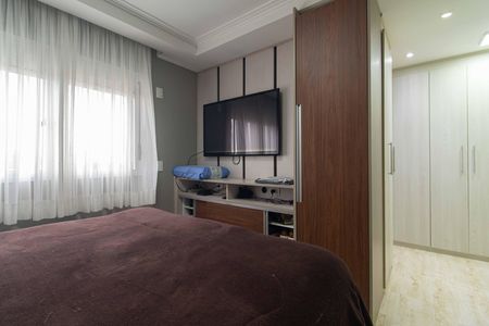 Apartamento à venda com 129m², 4 quartos e 2 vagasSuíte 1