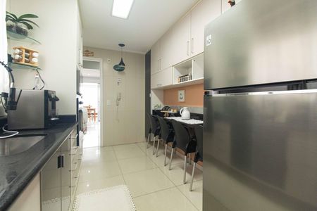 Apartamento à venda com 129m², 4 quartos e 2 vagasCozinha