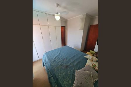 Casa à venda com 4 quartos, 348m² em Jardim Campo Grande, São Paulo