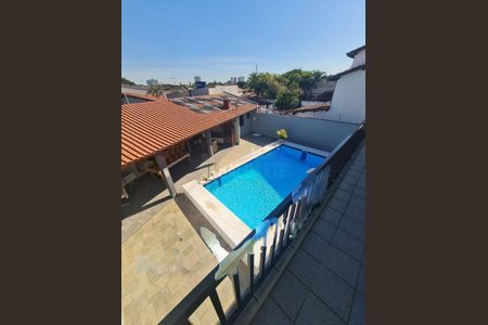Casa à venda com 348m², 4 quartos e 4 vagas