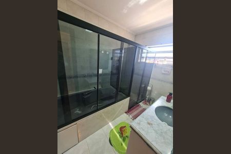 Casa à venda com 4 quartos, 348m² em Jardim Campo Grande, São Paulo