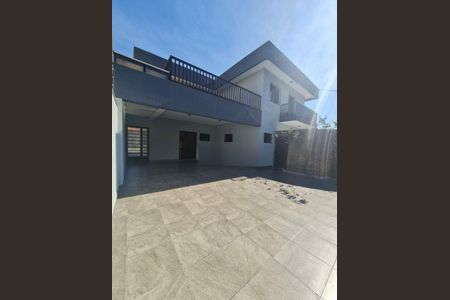 Casa à venda com 348m², 4 quartos e 4 vagas