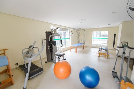 Apartamento para alugar com 147m², 3 quartos e 2 vagas Apartamento para alugar com 147m², 3 quartos e 2 vagasÁrea comum - Academia