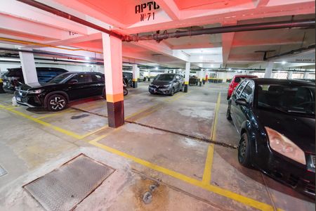Apartamento para alugar com 147m², 3 quartos e 2 vagas Apartamento para alugar com 147m², 3 quartos e 2 vagasGaragem