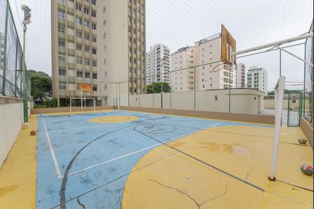 Apartamento para alugar com 147m², 3 quartos e 2 vagas Apartamento para alugar com 147m², 3 quartos e 2 vagasÁrea comum - Quadra Poliesportiva