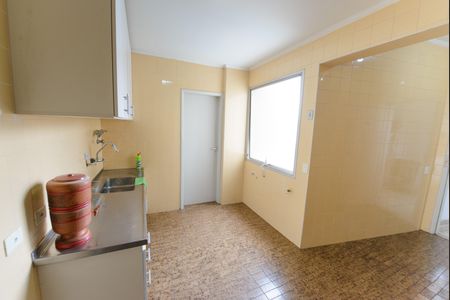 Apartamento para alugar com 147m², 3 quartos e 2 vagas Apartamento para alugar com 147m², 3 quartos e 2 vagasCozinha
