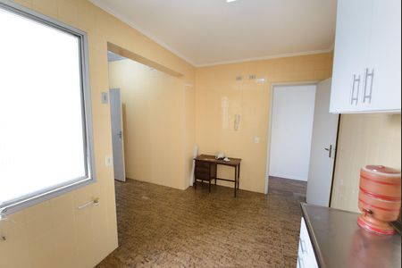 Apartamento para alugar com 147m², 3 quartos e 2 vagas Apartamento para alugar com 147m², 3 quartos e 2 vagasCozinha