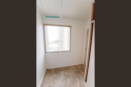 Apartamento para alugar com 147m², 3 quartos e 2 vagas Apartamento para alugar com 147m², 3 quartos e 2 vagasQuarto de Serviço