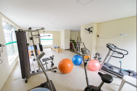 Apartamento para alugar com 147m², 3 quartos e 2 vagas Apartamento para alugar com 147m², 3 quartos e 2 vagasÁrea comum - Academia