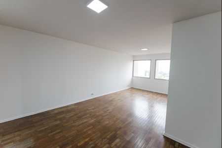 Apartamento para alugar com 147m², 3 quartos e 2 vagas Apartamento para alugar com 147m², 3 quartos e 2 vagasSala