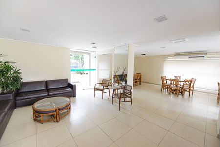 Apartamento para alugar com 147m², 3 quartos e 2 vagas Apartamento para alugar com 147m², 3 quartos e 2 vagasÁrea comum - Salão de festas