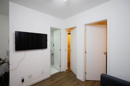 Sala  de apartamento para alugar com 2 quartos, 32m² em Parque Vitoria, São Paulo
