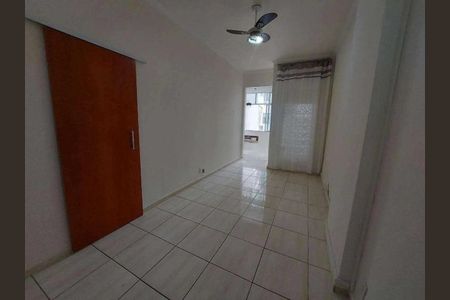 Apartamento à venda com 36m², 1 quarto e sem vaga