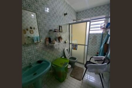 Casa à venda com 2 quartos, 123m² em Jardim Aeroporto, São Paulo