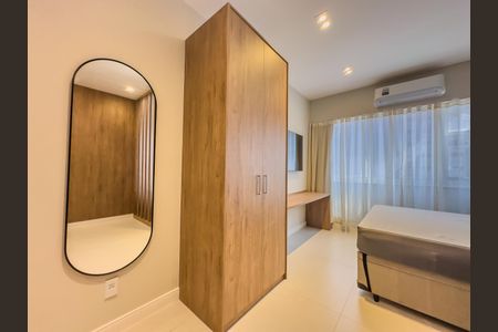 Studio à venda com 32m², 1 quarto e sem vaga