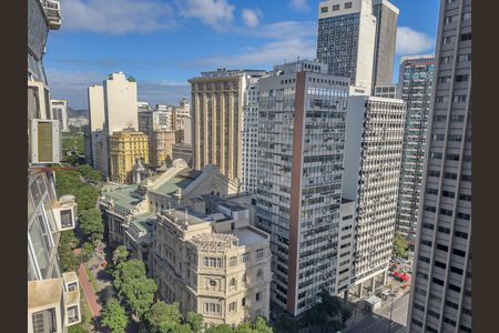 Studio à venda com 32m², 1 quarto e sem vaga