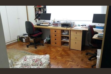 Apartamento à venda com 220m², 4 quartos e 2 vagas