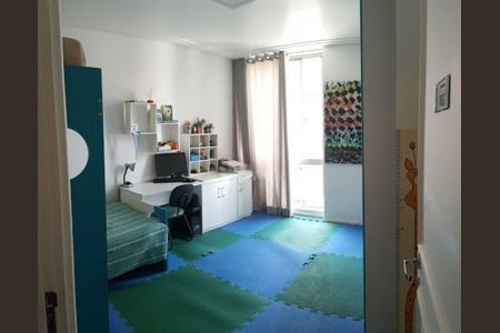 Apartamento à venda com 220m², 4 quartos e 2 vagas