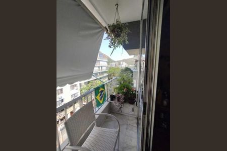 Apartamento à venda com 121m², 3 quartos e 1 vaga