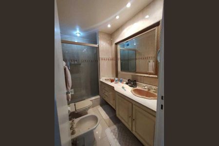 Apartamento à venda com 121m², 3 quartos e 1 vaga