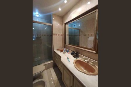 Apartamento à venda com 121m², 3 quartos e 1 vaga