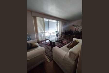 Apartamento à venda com 121m², 3 quartos e 1 vaga