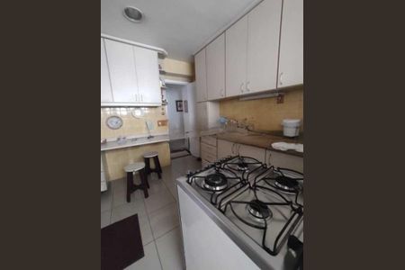 Apartamento à venda com 121m², 3 quartos e 1 vaga