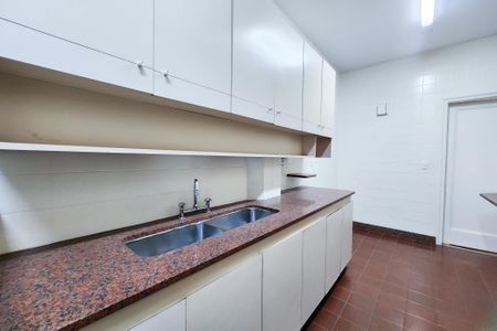 Apartamento para alugar com 250m², 3 quartos e 1 vaga Apartamento para alugar com 250m², 3 quartos e 1 vagaCozinha