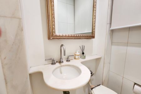 Apartamento para alugar com 250m², 3 quartos e 1 vaga Apartamento para alugar com 250m², 3 quartos e 1 vagaLavabo