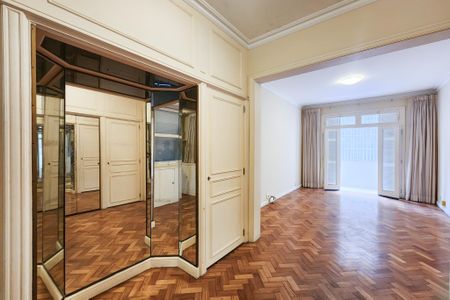 Apartamento para alugar com 250m², 3 quartos e 1 vaga Apartamento para alugar com 250m², 3 quartos e 1 vagaQuarto 3