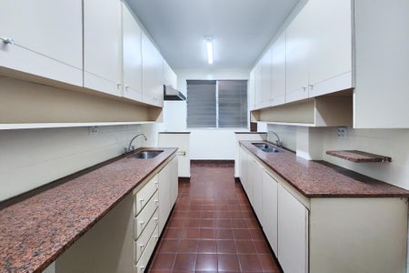 Apartamento para alugar com 250m², 3 quartos e 1 vaga Apartamento para alugar com 250m², 3 quartos e 1 vagaCozinha